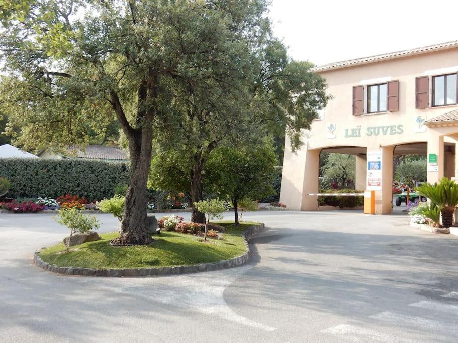 Mobile Home 6-Pers Camping Lei Suves-Cotes D'Azur-Including Airco Рокбрюн-сюр-Аржан Экстерьер фото