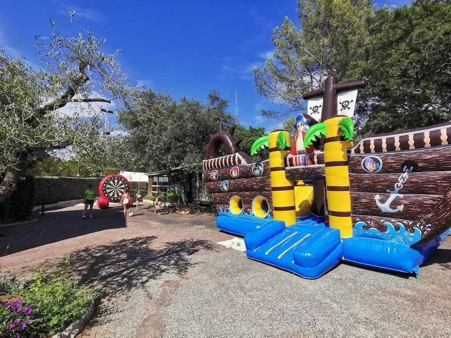 Mobile Home 6-Pers Camping Lei Suves-Cotes D'Azur-Including Airco Рокбрюн-сюр-Аржан Экстерьер фото